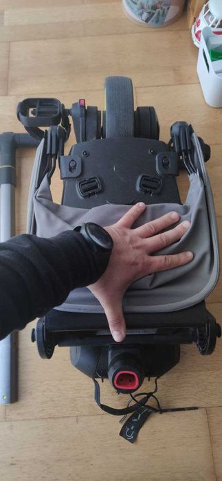 Doona Liki Trike S1 (triciclo dobrável / dimensões mala de cabine)