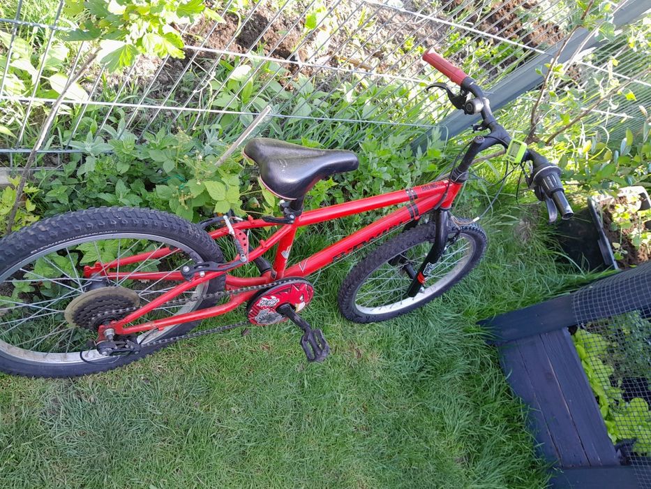 Rower dzieciecy B TWIN czerwony 20