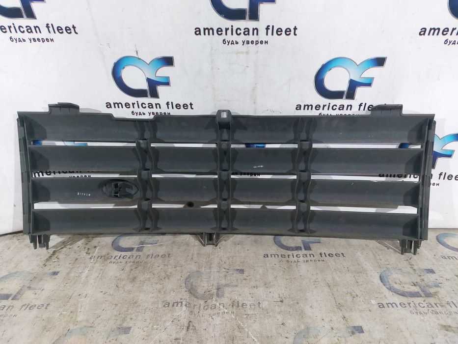 Range Rover L322 03- Решетка радиатора Grill \ Рендж Ровер