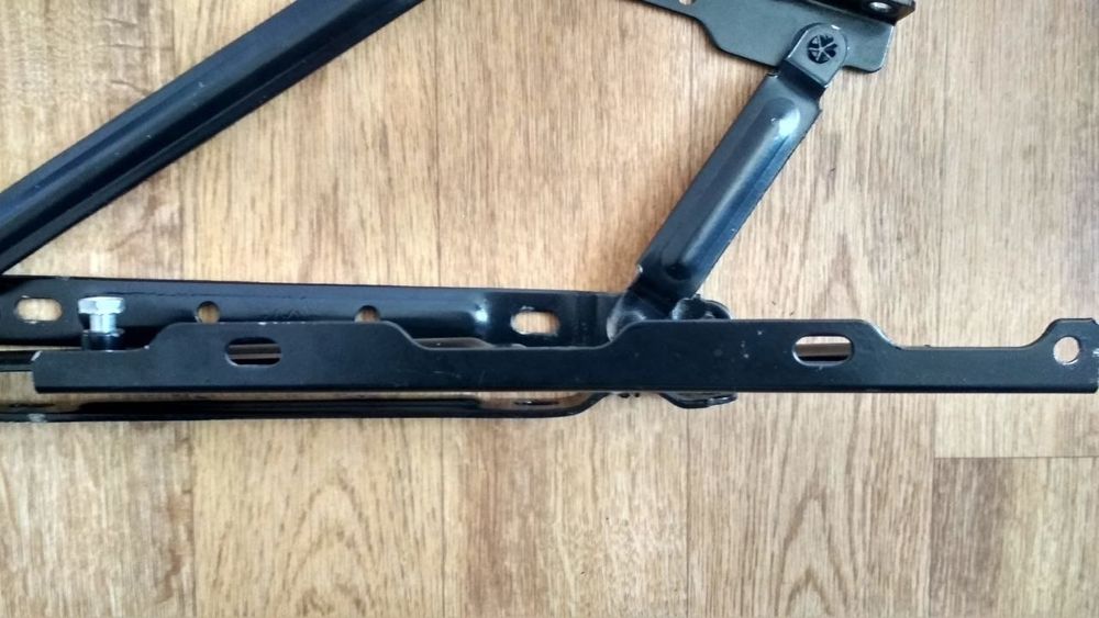 Механізм розкладання ліжка