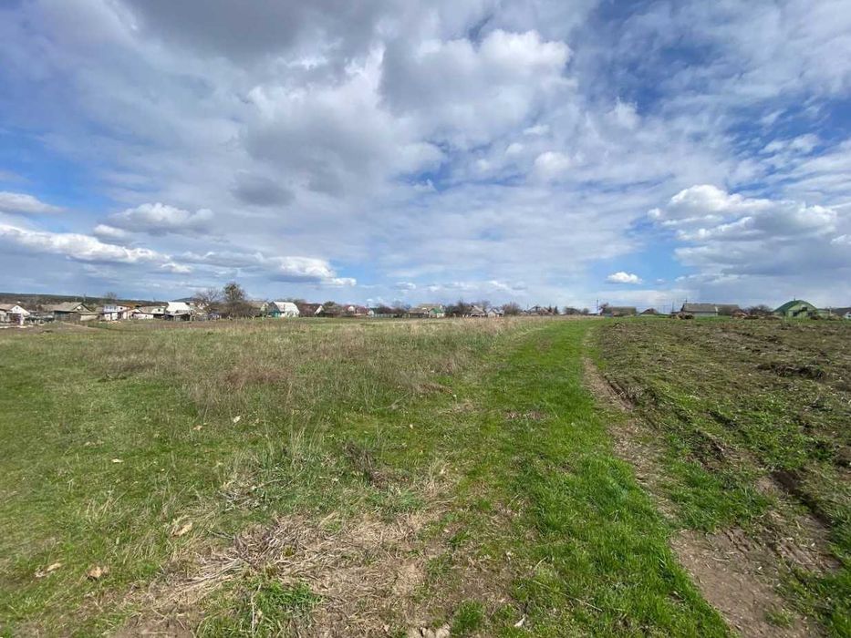 Продаж ділянки 25сот під забудову. Електрика є. Газ, вода поруч.ID:691