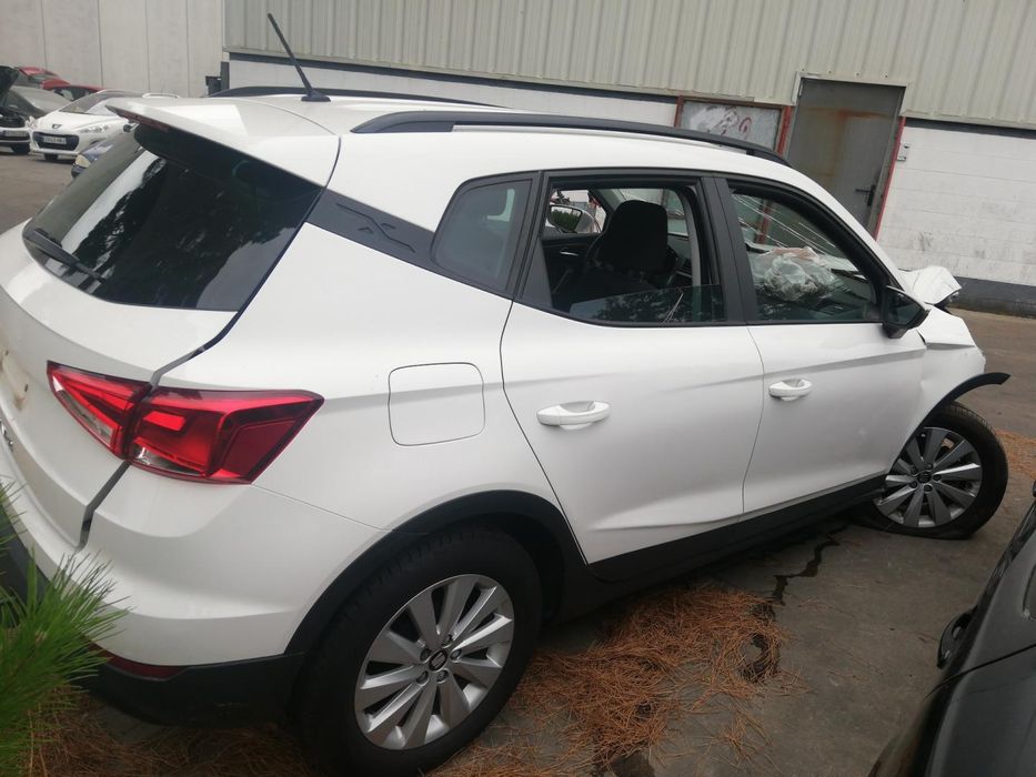 Grelha Da Frente Seat Arona