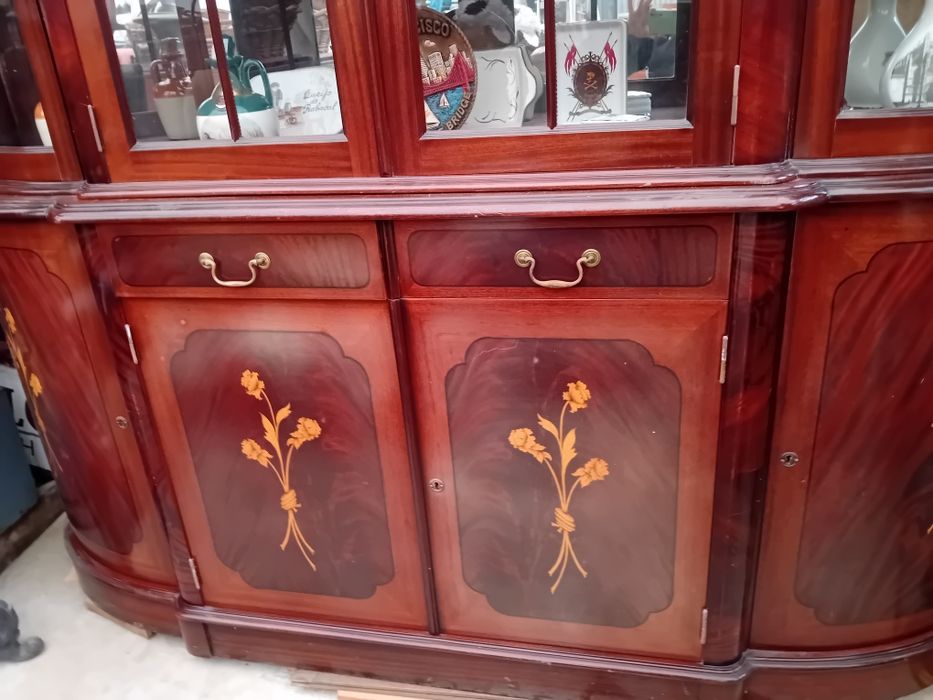 Dois moveis em muito bom estado