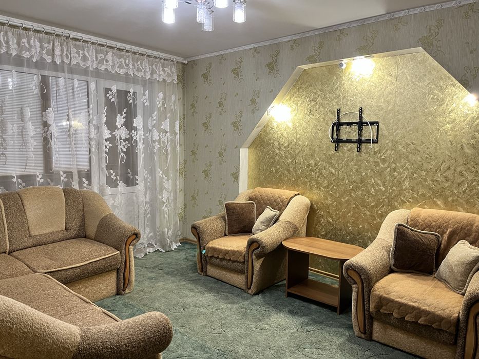 Продам 2 к кв  з меблями та технікою