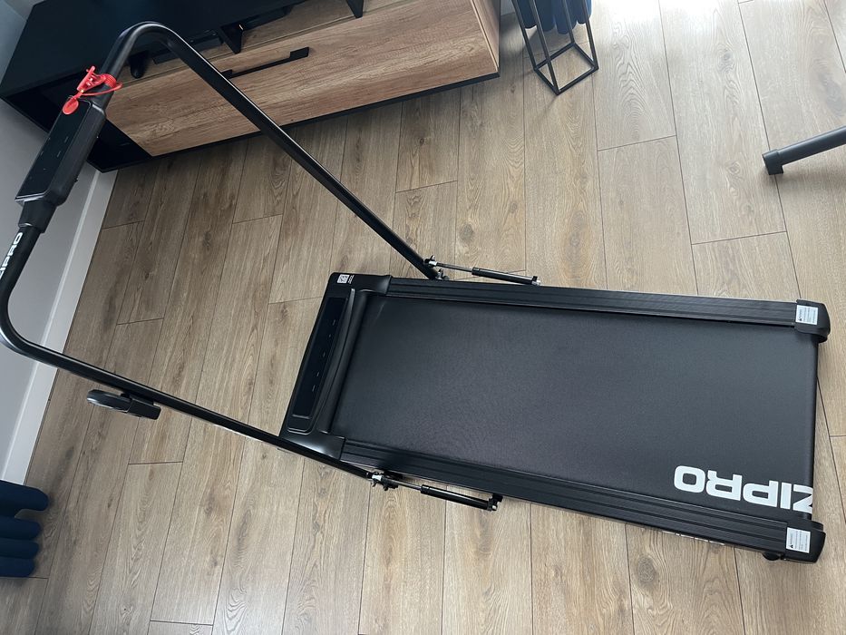 Bieżnia elektryczna Zipro Newlite