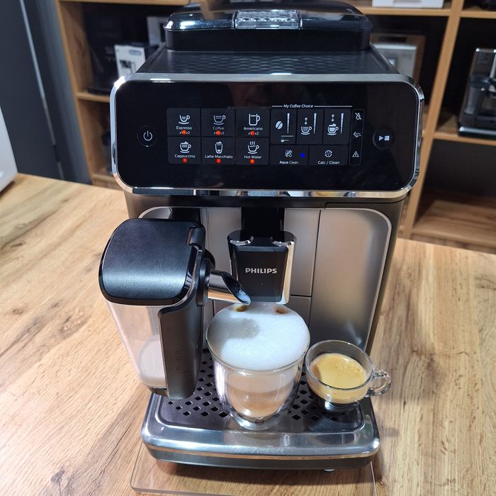 Кавомашина Philips LatteGo (EP3246)