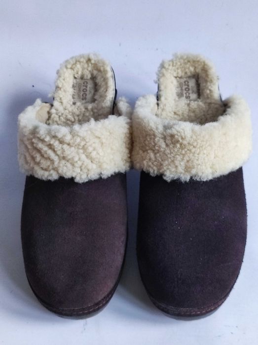 - Crocs  - Klapki / chodaki / drewniaki r. W9 / 39-40