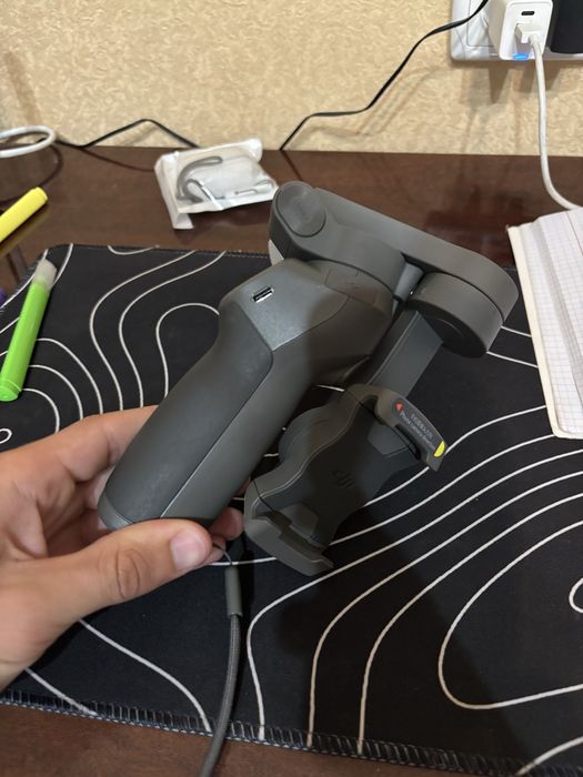 Стабілізатор DJI Osmo Mobile 3