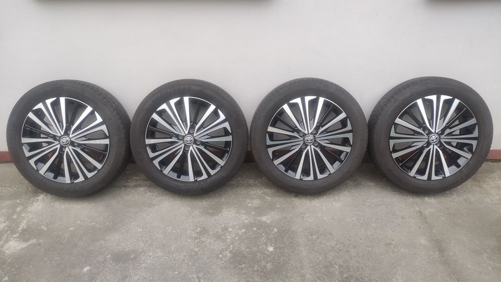 Koła TOYOTA AYGO X CROSS felgi 17 cali 4 x  100,opony  Goodyear  175 / 65 / 17