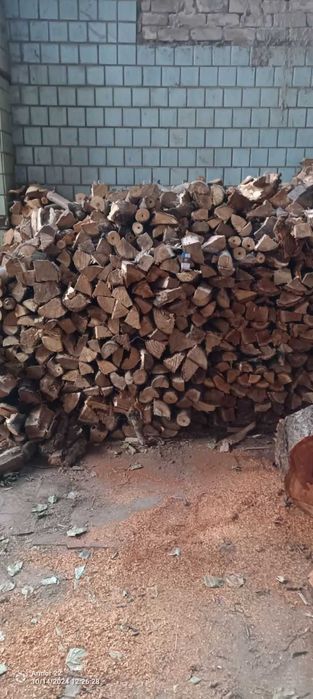 Продам дрова тополь 1400-1700, микс твердых колотые 2700