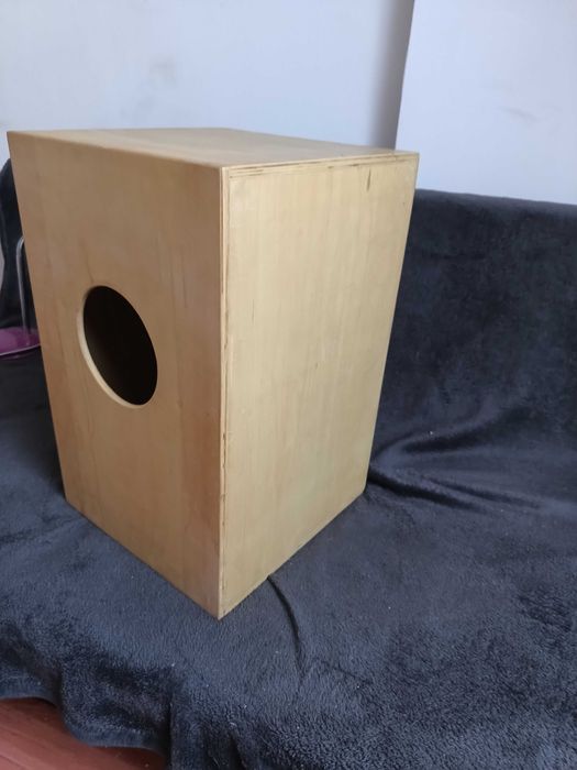 Sprzedam instrument cajon