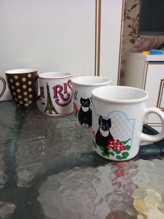 Кружки, різні, ідеальний стан