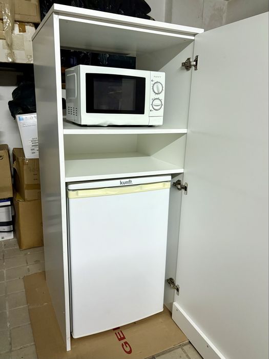 Movel de frigorifico e microondas de cozinha ou escritorio