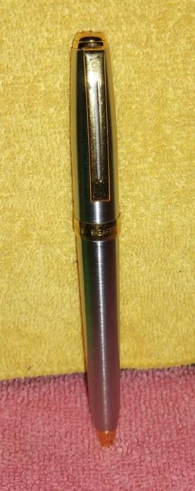 Caneta esferográfica SHEAFFER PRELUDE em cromado escovado