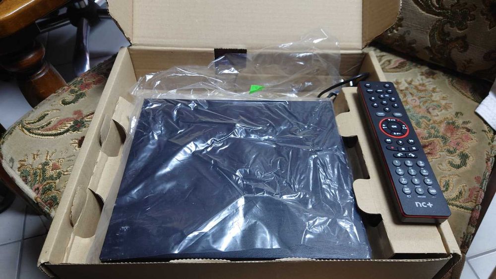 Dekoder PACE HDS7241/91, jak nowy, Dysk 500GB. Gratka dla kolekcjonerów.