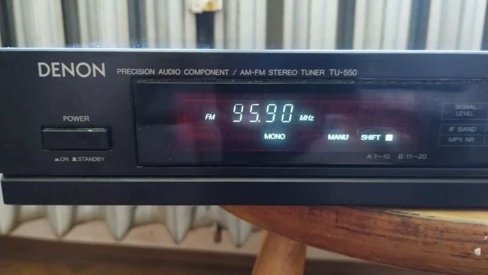 Tuner Denon TU-550