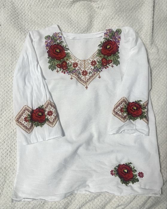 Вишиванка жіноча