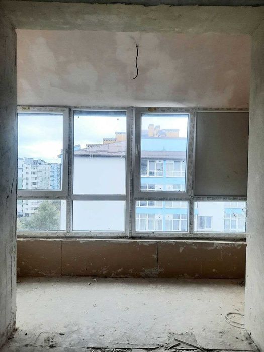 Продам ЗДАНУ 3к.квартиру в новобудові поруч з парком