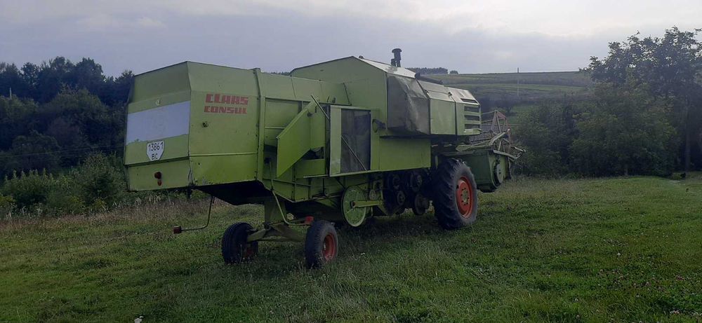 Продам комбайн Class Consul