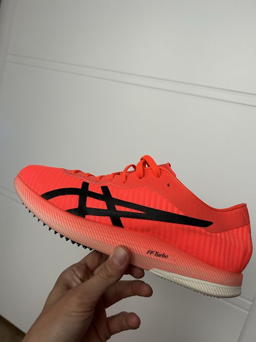 Asics Tokyo buty lekkoatektyczne