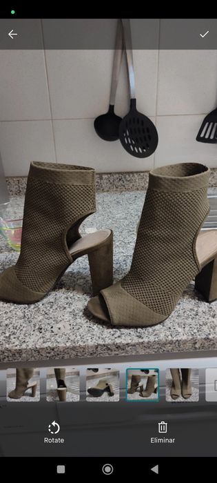 Sandálias como novas