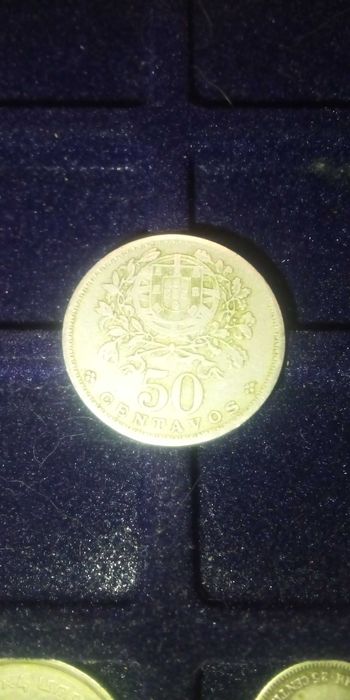 Moeda de 50 centavos alpaca de 1947