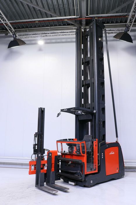 Linde K (011) електричний вузько-прохідний штабелер