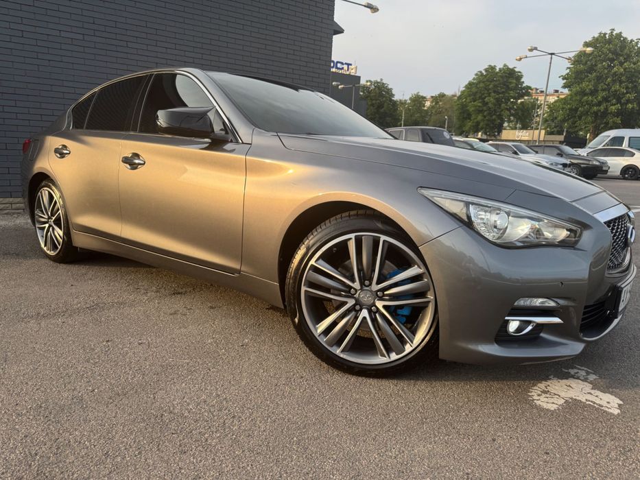 Інфініті Q50, 2014 рік