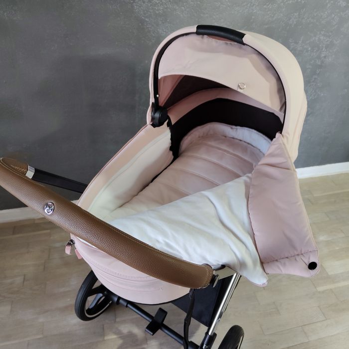 Cybex Priam 2024 pink peach