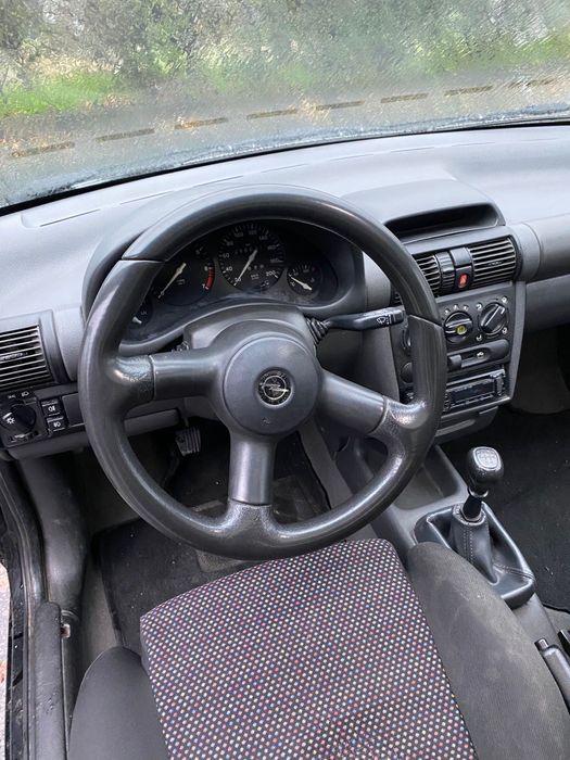 Vendo OPEL corsa b 1250€