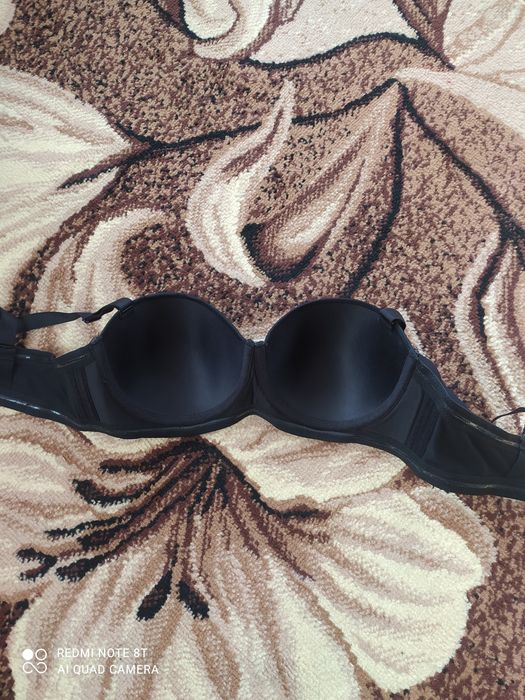 Бюстгальтер без пушапа