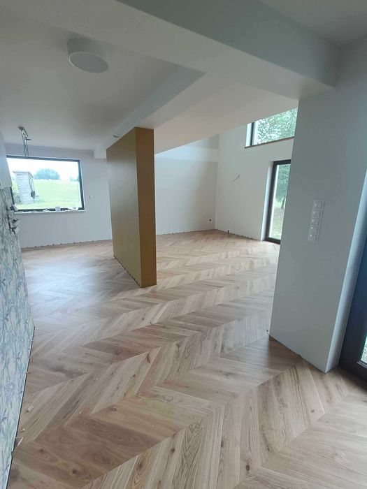 Parkiet jodełka francuska oraz deska prosta pod podłogówkę