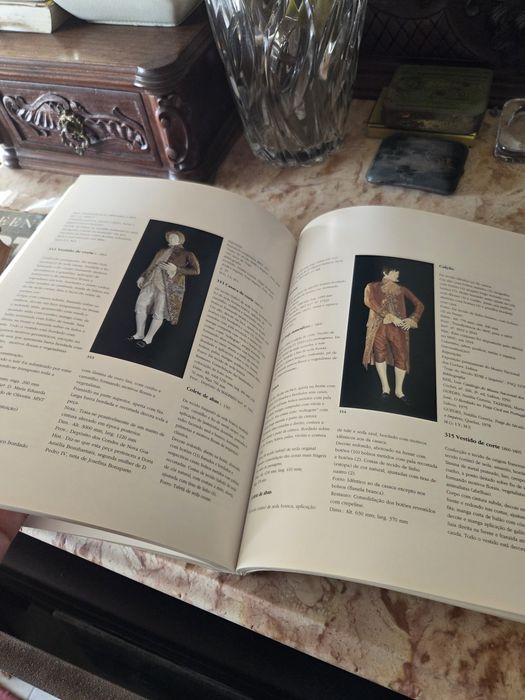 Livro O traje Imperio