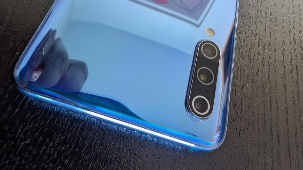 Xiaomi Mi9 64GB, azul - totalmente funcional