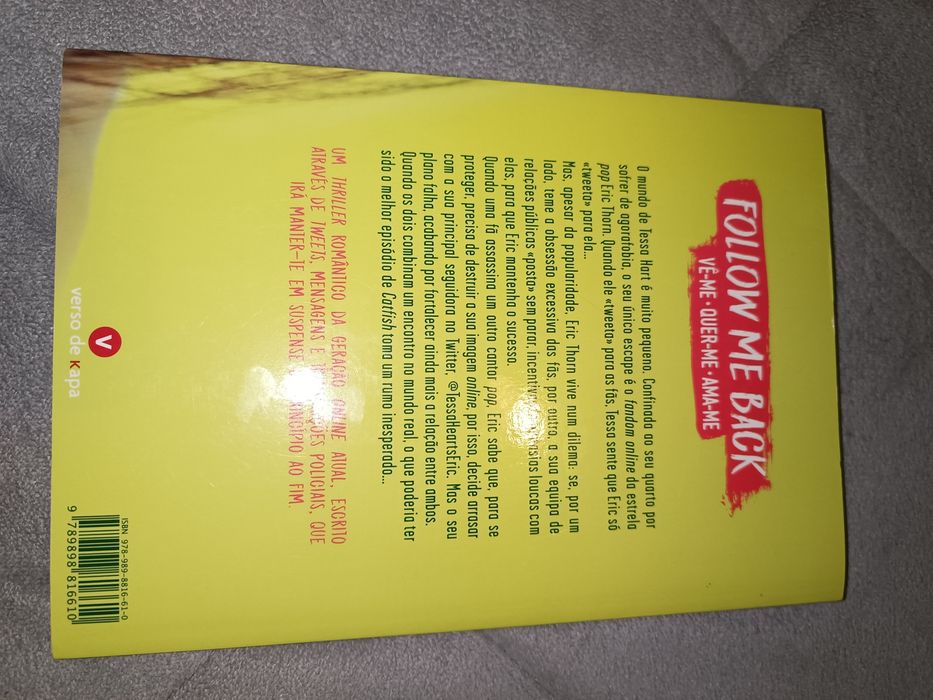 Livro - Follow Me Back