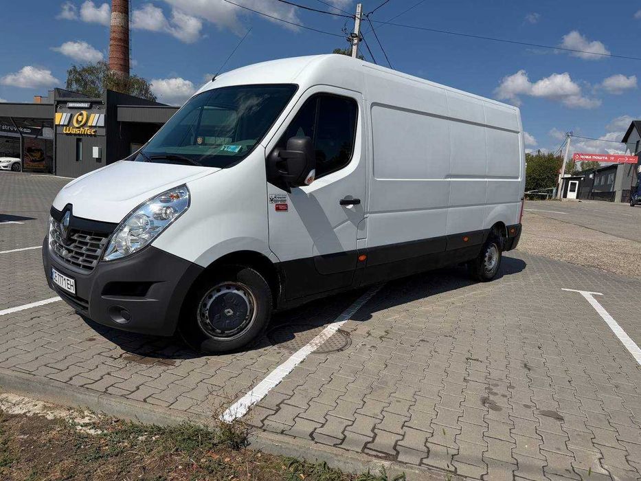 автомобіль Renault