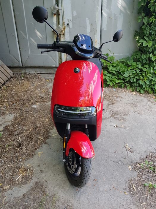 Segway Ninebot E100, запас хода 105км, 1800 ватт, не надо реги и прав