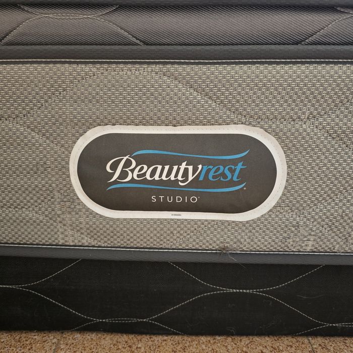 DOAR: Colchão de Casal Simmons Beautyrest + Sommier + Capa