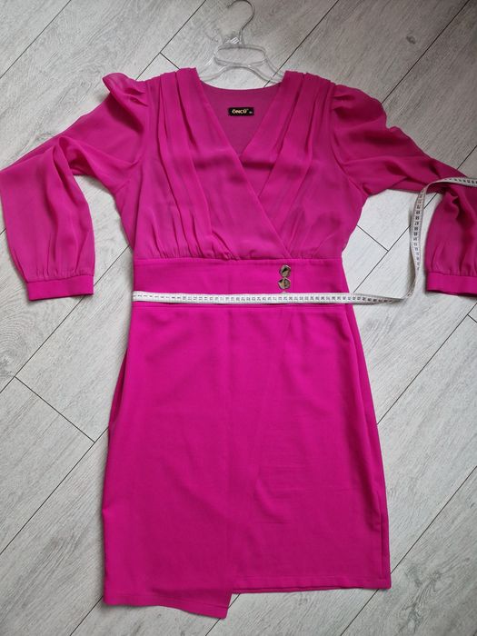 Sukienka fuksja rozm. 42