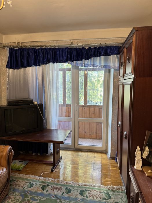 Чернігівська  2-к Лісовий проспект 6