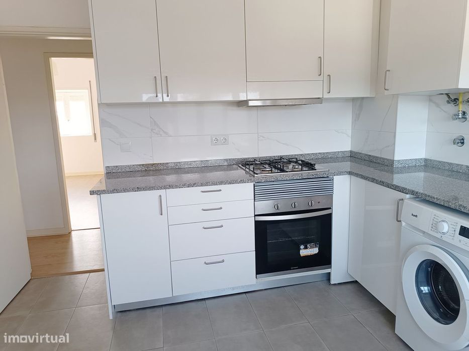 Apartamento T2+1 em Coimbra (Rua António Jardim)