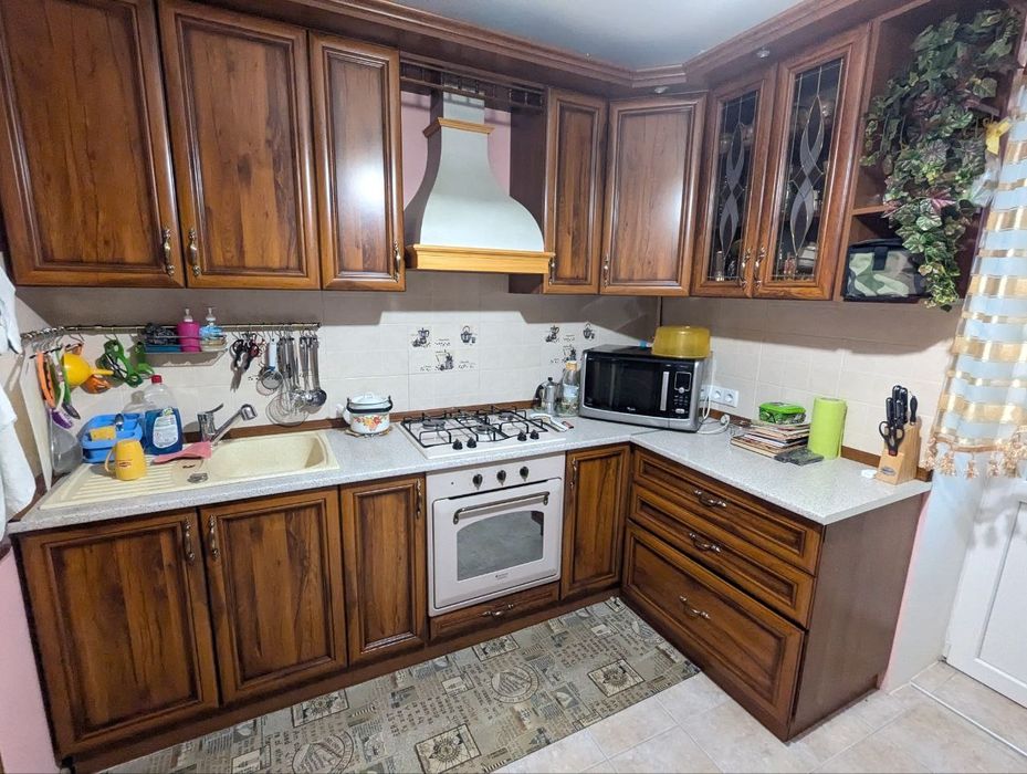 Продаж 3х кім квартири покращеного планування з меблями та побутовою т