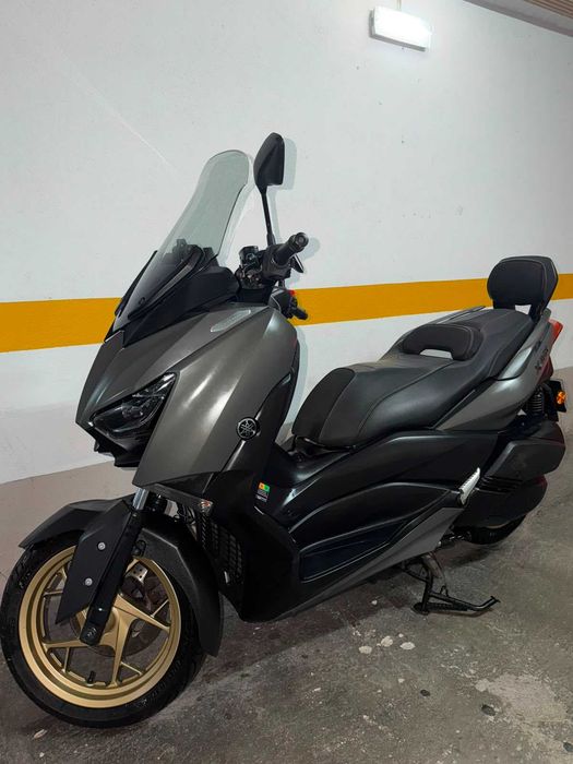 Yamaha X max 300 tech max