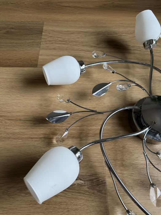 Люстра для вітальні, спальні.