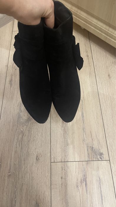 Замшеві напівчеревики, ботики