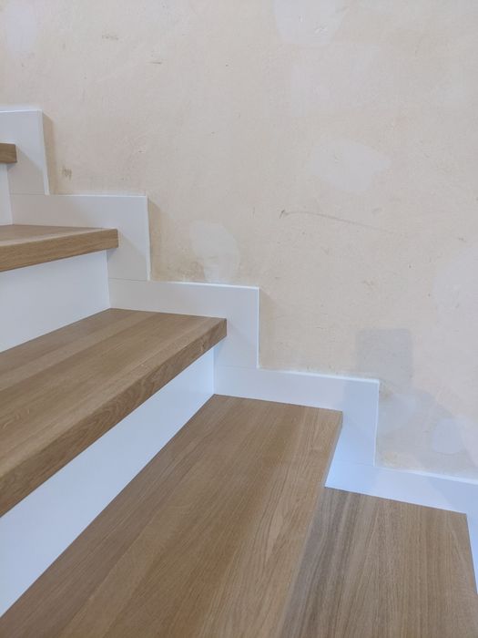 Schody drewniane producent balustrady