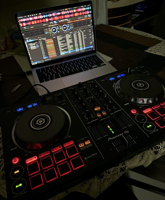 DJ контролер Pioneer DDJ-RB