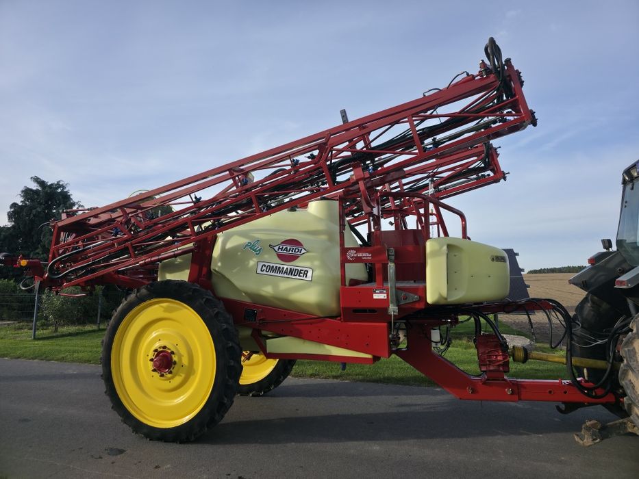 Hardi Commander 2800 plus 21-27 m rau amazone