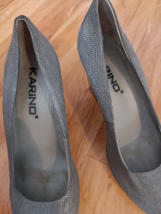 Buty karino 38 na koturnie