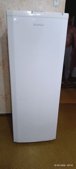 Продам морозильную камеру.